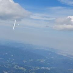 Flugwegposition um 14:03:42: Aufgenommen in der Nähe von Gemeinde Spital am Semmering, Österreich in 2519 Meter